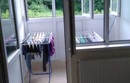 De vanzare, garsoniera, 28 mp plus balcon, zona strazii Parang