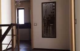 Exclusiv ! Duplex de 160 mp, teren de 350 mp, zona de case!