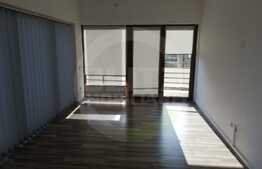 Birou 3 incaperi, 87 mp, 2 terase, 3 parcari, zona strazii Fagului