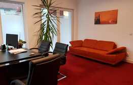 Birouri de lux, 210 mp, 8 locuri de parcare incluse, zona excelenta