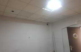 Spatiu comercial, 65 mp + 50 mp pentru depozitare, vad foarte bun, zona studenteasca