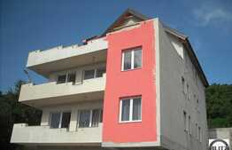 Apartament finisat, 4 camere, 80 mp!