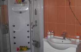 Apartament in vila, zona Grigorescu, La Cheie!