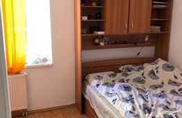 Apartament de vanzare, 60 mp, cu acces la gradina