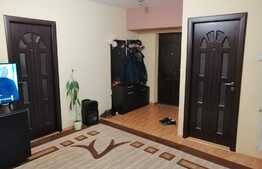 Penthouse 85 mp utili, 4 camere, 2 bai, dressing, terasa, zona P-ta 1 Mai!