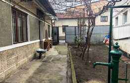 Casa 70 mp, gradina 200 mp, zona Garii