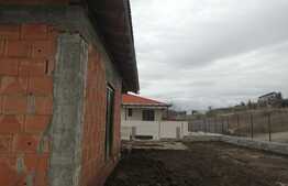 Casa individuala 140 mp, teren 500 mp, zona Baciu