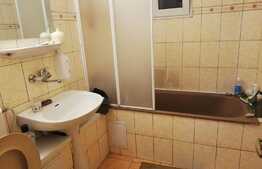 Apartament luminos cu 3 camere decomandat, 2 bai, etaj intermediar, zona Calea Floresti