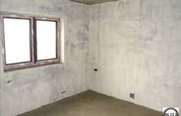 Vanzare 3 camere in zona Polus, semifinisat