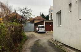 Apartament spatios, etaj intermediar, garaj, panorama ...