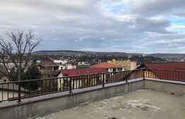 Casa 270 mp, 6 camere, gradina 300 mp, zona strazii Marginasa