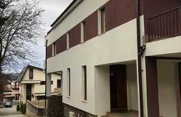 Casa 270 mp, 6 camere, gradina 300 mp, zona strazii Marginasa