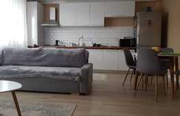 Apartament modern, 3 camere, garaj, parcare! Zona Terra!