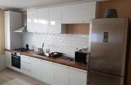 Apartament modern, 3 camere, garaj, parcare! Zona Terra!