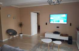 Apartament modern, 3 camere, garaj, parcare! Zona Terra!