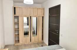 Apartament 3 camere, 58 de mp, modern, loc de parcare, zona Centrala