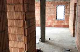 3 camere, 77 mp, gradina 80 MP, bloc nou, Sanicoara