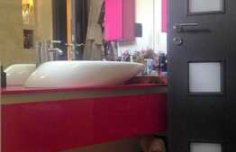 Apartament cu finisaje de lux! Parcare! Zona Vivo!