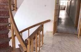 Spatiu birouri, 250 mp, zona OMW Floresti