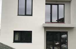 De vanzare duplex, 98 mp utili, 225 mp teren, zona de case, drum asfaltat!