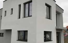 De vanzare duplex, 98 mp utili, 225 mp teren, zona de case, drum asfaltat!