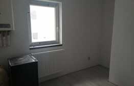 Finisaje noi, suprafata generoasa, etaj intermediar, zona Cetatii