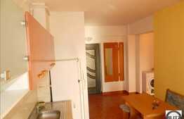 Vanzare 2 camere, 56 mp, A.C. in zona Pietei Marasti, renovat