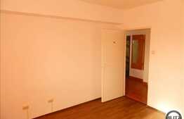 Vanzare 2 camere, 56 mp, A.C. in zona Pietei Marasti, renovat