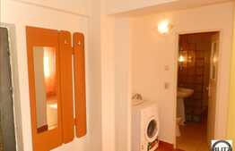 Vanzare 2 camere, 56 mp, A.C. in zona Pietei Marasti, renovat