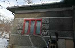 Casa individuala de vanzare Dambul Rotund teren 2000 mp