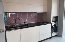 Apartament modern, AC, ideal investitie, 53mp, loc parcare, lumini LED! Zona strazii Florilor!