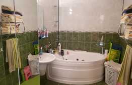 Apartament 2 camere, 51mp, etaj intermediar, decomandat! Zona strazii Eroilor!