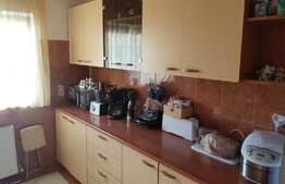 Apartament 2 camere, 51mp, etaj intermediar, decomandat! Zona strazii Eroilor!
