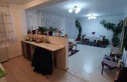 Apartament cu 3 camere, parter inalt, cu balcon, zona Ioan Rus