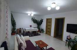 Apartament cu 3 camere, parter inalt, cu balcon, zona Ioan Rus