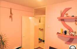 Vanzare apartament 2 camere, decomandat, in zona Piata Marasti