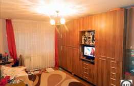 Vanzare apartament 2 camere, decomandat, in zona Piata Marasti