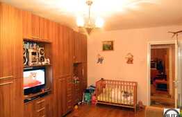 Vanzare apartament 2 camere, decomandat, in zona Piata Marasti