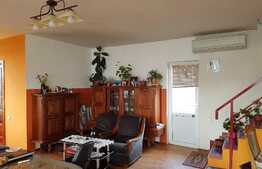 Casa de vanzare in Jucu de Mijloc 