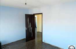 2 camere de vanzare 51 mp, zona Piata Marasti