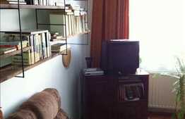 3 cam in zona foarte buna din Zorilor!