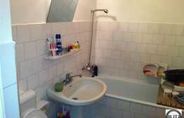 3 cam in zona foarte buna din Zorilor!