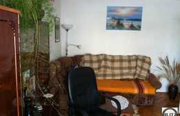 3 cam in zona foarte buna din Zorilor!