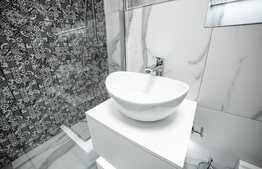 Apartament de lux, totul nou, parcare, zona Grand Hotel Italia