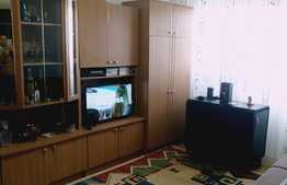 2 camere, decomandat, 46 mp., zona Calea Floresti