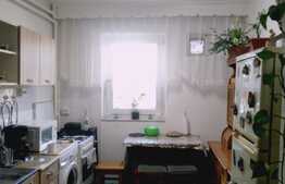 2 camere, decomandat, 46 mp., zona Calea Floresti