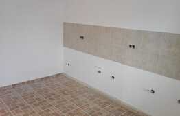 Apartament cu o camera, 37 de mp, zona Eroilor