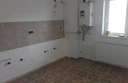 Apartament cu o camera, 37 de mp, zona Eroilor