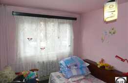 De vanzare 2 camere in zona Diana, etaj intermediar, cu parcare