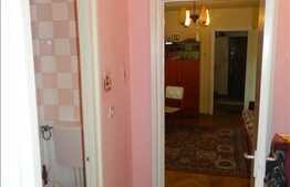 De vanzare 2 camere in zona Diana, etaj intermediar, cu parcare